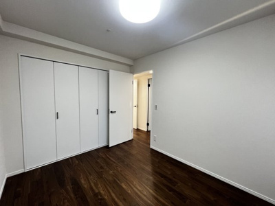 【洋室】 | ローレルコート泉ヶ丘