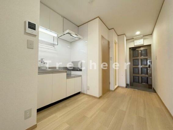 柳本ビルの居間・リビング