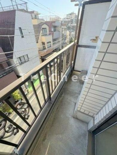 柳本ビルのバルコニー