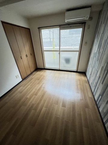 アルファポレールの内装|洋室