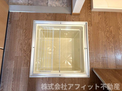 【その他】 | ウェル上加茂 | 床下収納