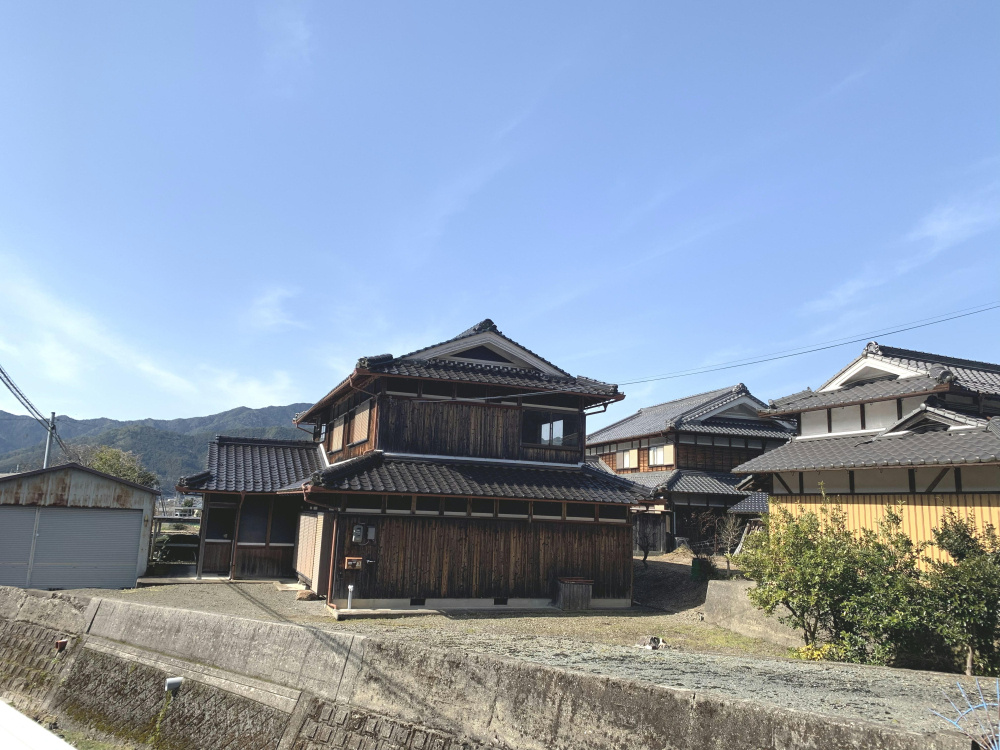 丹波市氷上町鴨内の中古一戸建