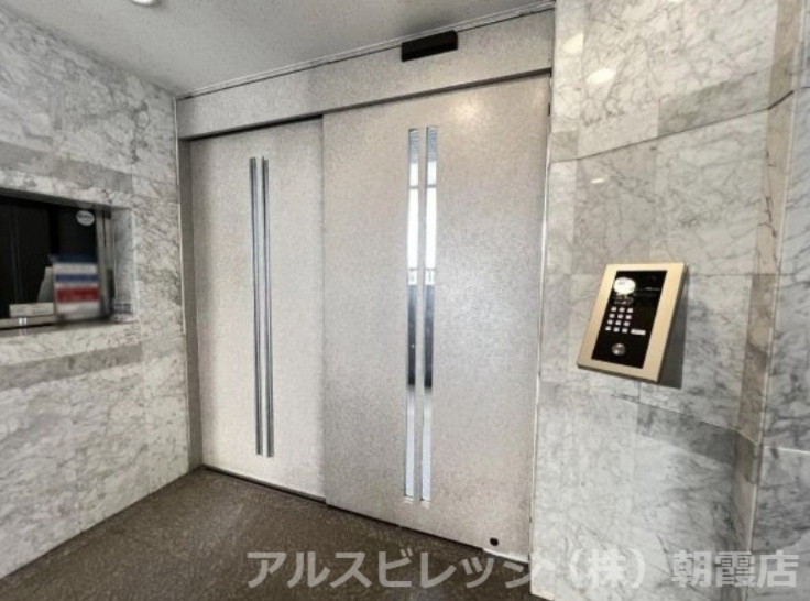 レーベンハイム東武練馬の防犯設備|エントランス