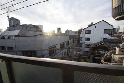 【バルコニー】 | パピ中野ラウンジ