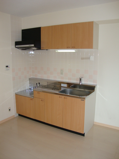 桜レジデンシャルのキッチン|コンパクトなキッチンで掃除もラクラク