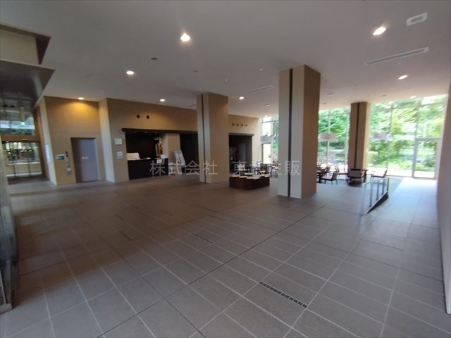 【エントランス】 | フォレストレジデンス | 毎日通るエントランスはこのようになっています