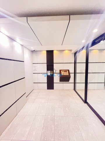 練馬区桜台１丁目の賃貸マンションのエントランス