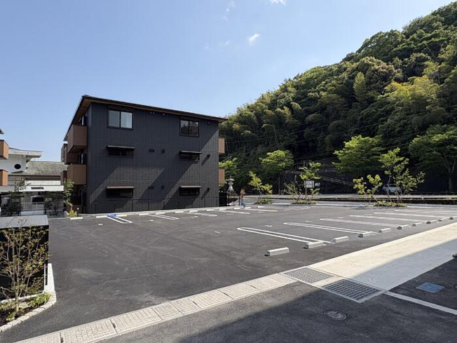 【駐車場】 | ディアライズ春日町　B棟