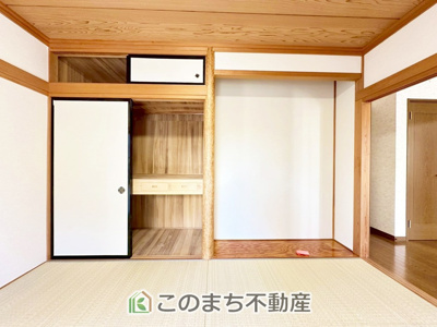 【収納】 | 宇都宮市西川田1丁目デザイン再生住宅 | 和室の収納スペースは中棚が付いてますので、お布団をしまうのに最適です♪
