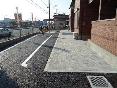 【エントランス】 | サンリットハウスＫ | 落ち着いたエントランスです