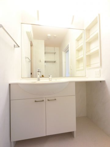 【独立洗面台】