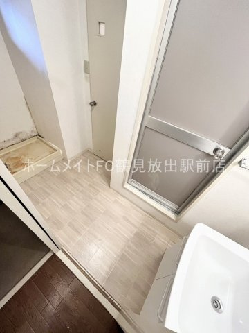 大東市諸福７丁目の賃貸マンションの洗面所