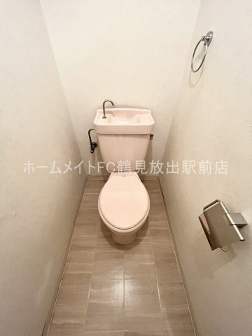 大東市諸福７丁目の賃貸マンションのトイレ