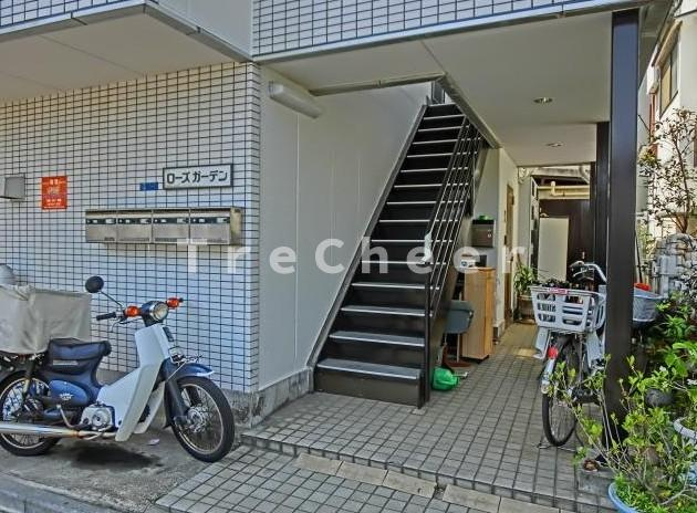 GS・ローズガーデンのエントランス