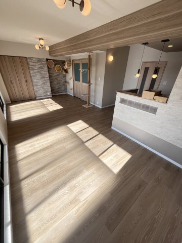 大阪市城東区鴫野西４丁目の賃貸マンションの居間・リビング