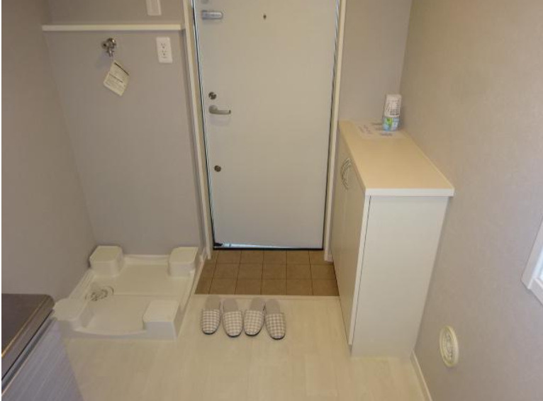 カーサ・リビエラの玄関