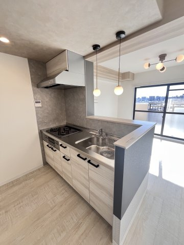 大阪市城東区鴫野西４丁目の賃貸マンションのキッチン