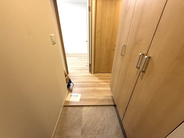 中山手セントポリアの玄関