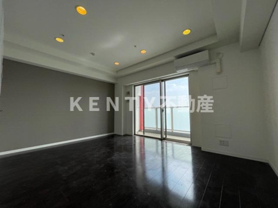 【寝室】 | スタイリオ蒲田 | 広くて明るい寝室