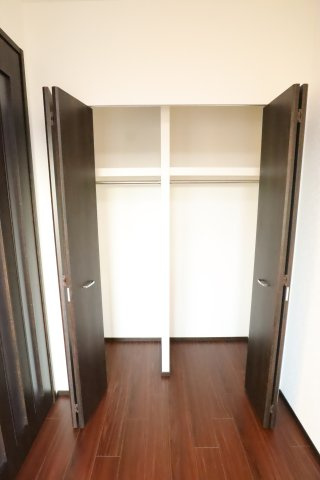 大阪市旭区高殿６丁目の賃貸マンションの収納
