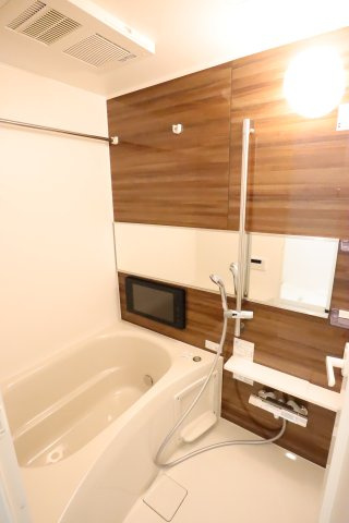 大阪市旭区高殿６丁目の賃貸マンションの浴室