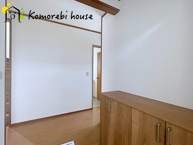 北本市下石戸下　1期　中古戸建の玄関|落ち着いた玄関です