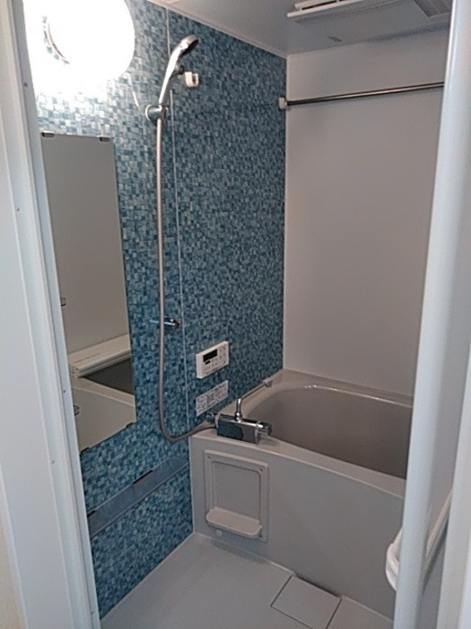 ウッドイン舳越の浴室