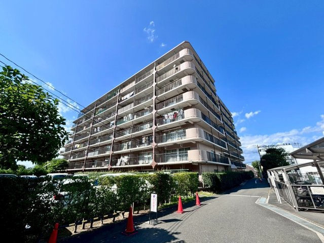 ローズハイツ野田愛宕　B棟の外観