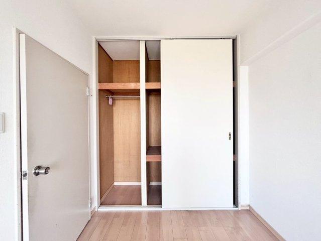 ローズハイツ野田愛宕　B棟の収納