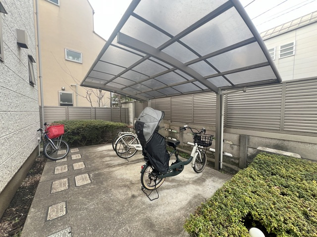 ファインスクエア祐天寺のその他共用部分|★屋根付駐輪場★