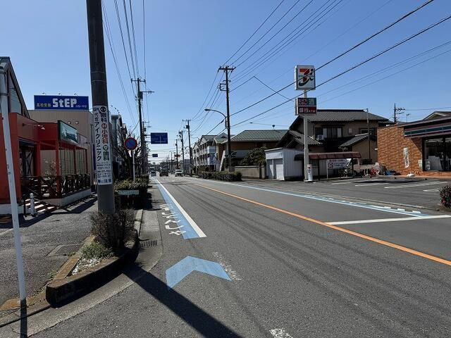 オチアイビルの周辺