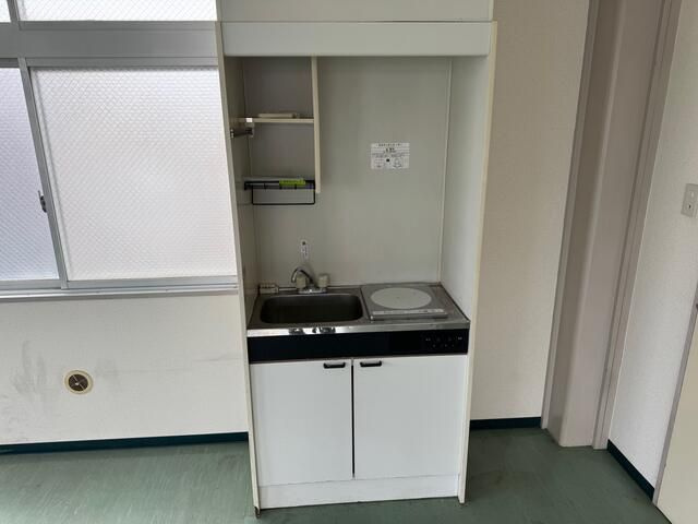 オチアイビルのキッチン