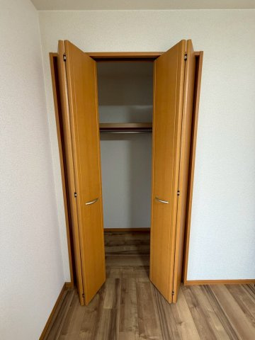 グリーンフォーレスト伊丹 C棟のトイレ|シンプルで使いやすいトイレです