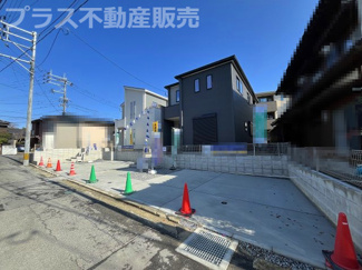 【外観】 | 現地写真。プラス不動産販売なら、現場の全ての棟をまとめてご見学頂けます。