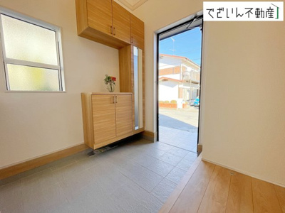 【玄関】 | blooming garden行田市持田4丁目　新築住宅 | 現地(2025年12月撮影)