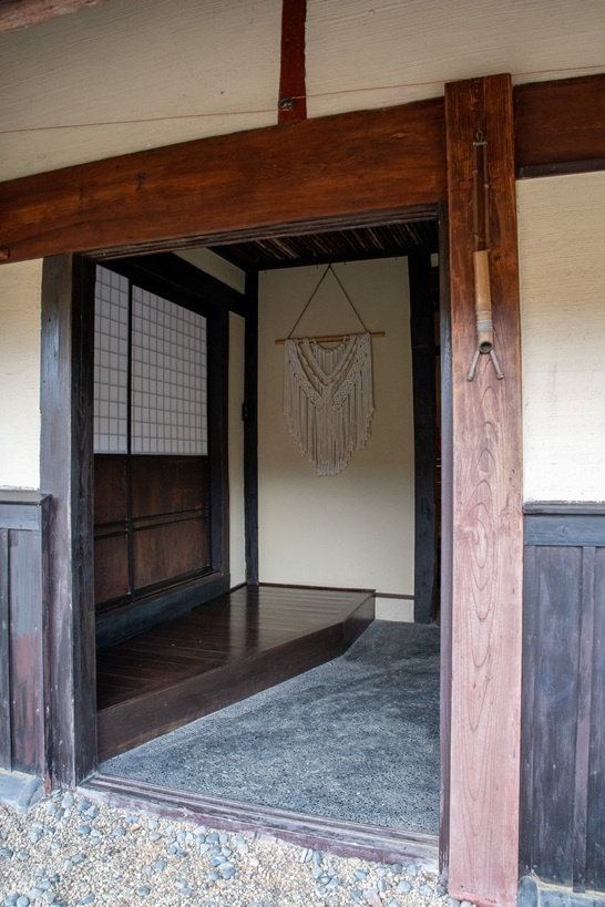 丹波篠山市栗柄の中古一戸建の玄関