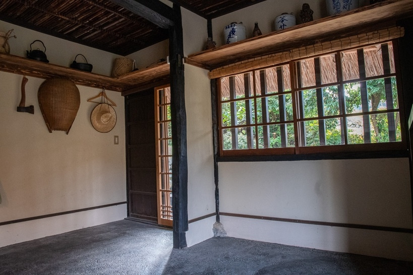 丹波篠山市栗柄の中古一戸建の玄関