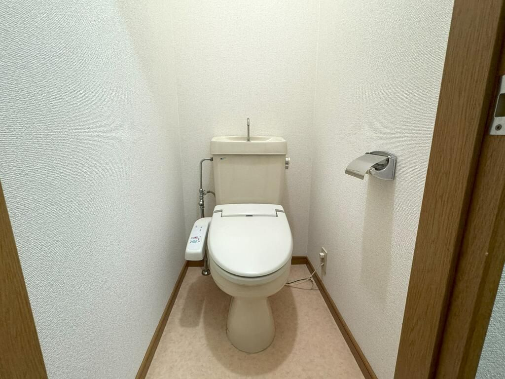 メイン黒髪のトイレ