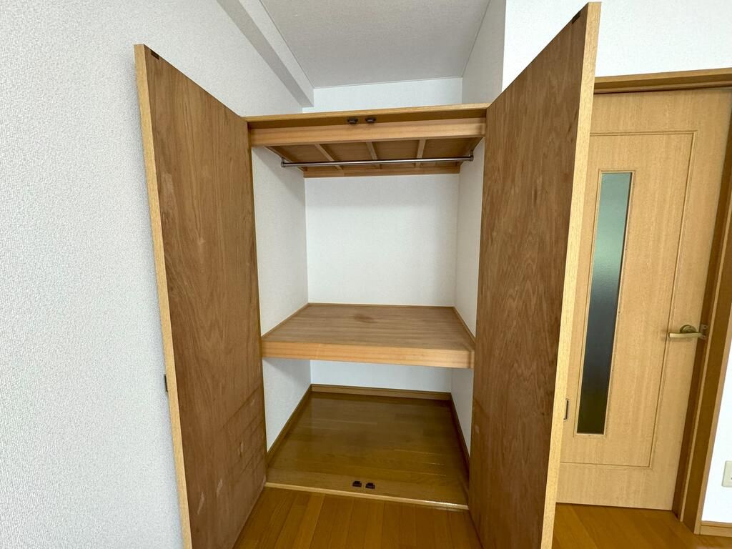 メイン黒髪の収納