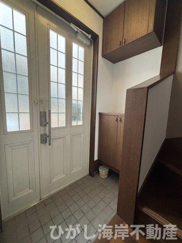 寒川町一之宮３丁目　中古戸建の玄関|新規リフォーム完了！　玄関