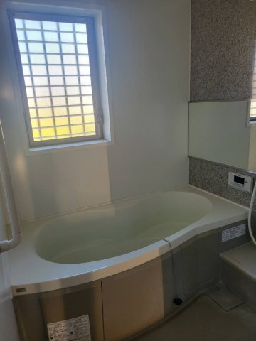 岩出市中島　中古戸建の浴室