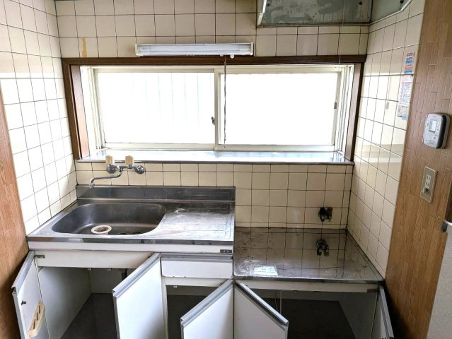 習志野市実籾４丁目のアパートのキッチン