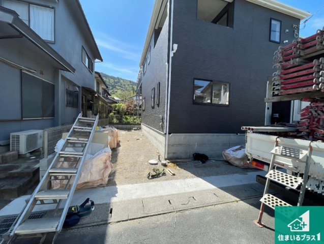 亀岡市大井町小金岐　第2期　新築一戸建ての外観|現在建築中！落ち着いた街並みで新生活を始めることが出来そう！周辺の物件も併せてご紹介させて頂きます！