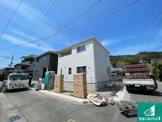 亀岡市大井町小金岐　第2期　新築一戸建ての外観|周辺は落ち着いた街並みの住宅地！子育てがしやすい住環境です！まだ未完成ですが、現地でしかわからない事もございます。是非一度ご覧ください。