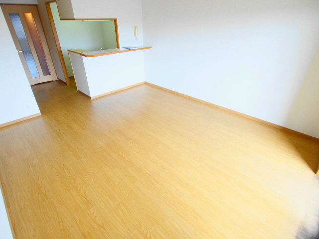 緑邑館の居間・リビング