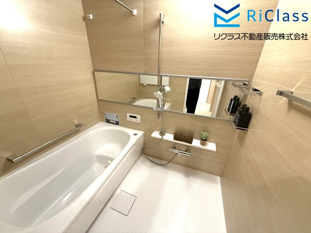 カサベラセントラルプラザ長田の浴室|お風呂です
浴室乾燥機付です