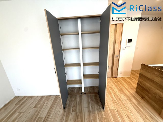 カサベラセントラルプラザ長田の収納|こまごまとしたものを収納できそうですね