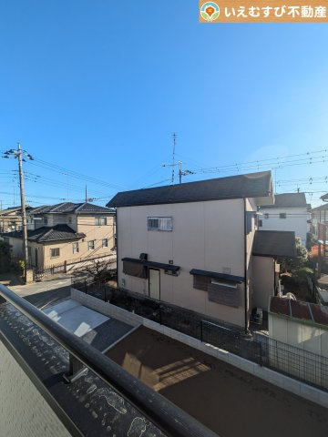 BLOOMING GARDEN　行田市持田4丁目の展望|高い建物が無く開放感のある展望
バルコニーからの展望も開けていて閑静な住宅地が望めます。日当りも良いですね♪