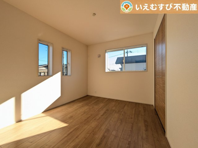 BLOOMING GARDEN　行田市持田4丁目の洋室