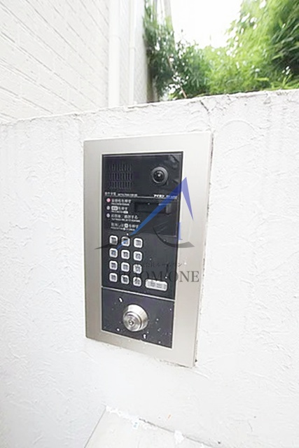 Bハウス東大井のセキュリティ|オートロックです。